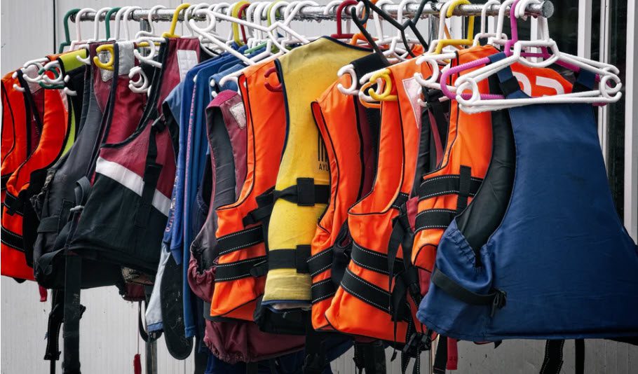 lifejackets for kayak - life jaskets