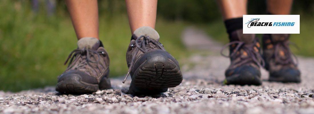 hiking boots for women - Header