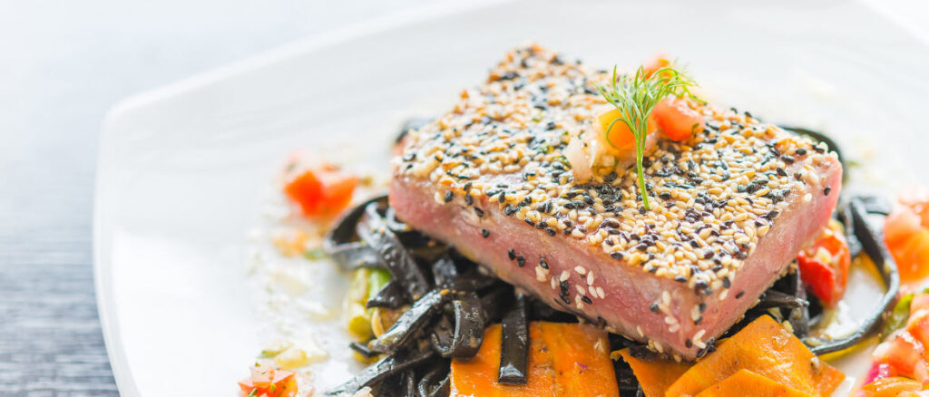 Can you eat skipjack tuna - panfried skipjack fillet with sesame seeds